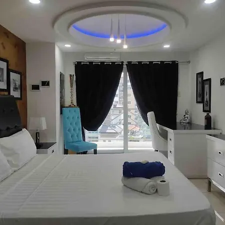 Kandi Palace, 2-Bedroom Serviced Apartment Angeles Exterior photo