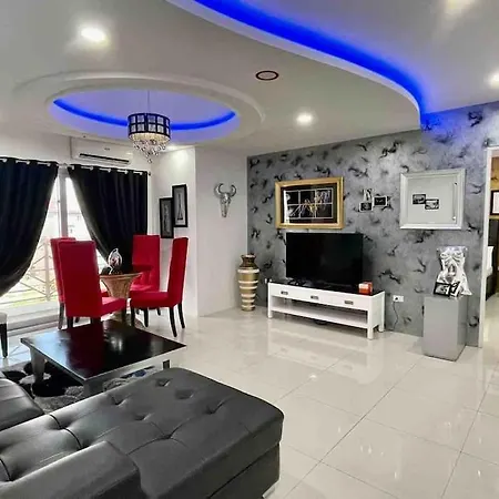Kandi Palace, 2-Bedroom Serviced Apartment Angeles Exterior photo