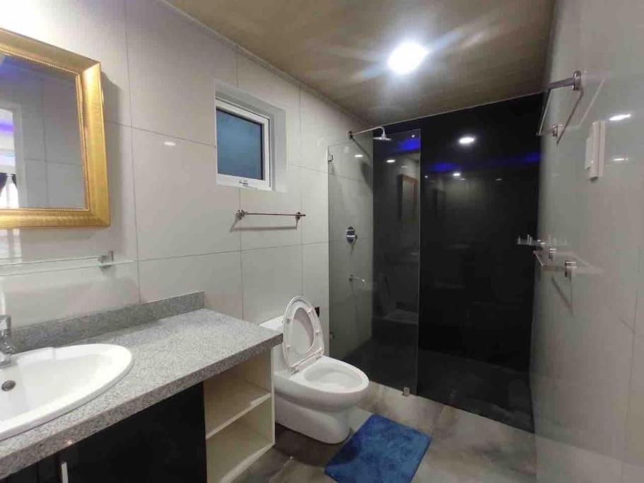 Apartment Kandi Palace, 2-bedroom Serviced *