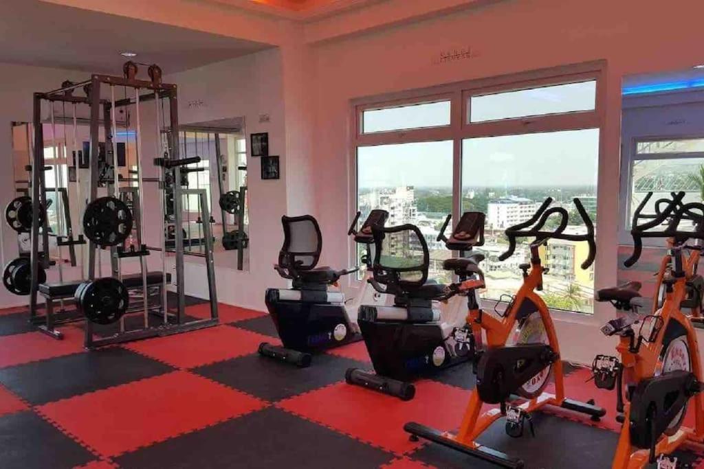 Kandi Palace, 2-bedroom Serviced * Angeles