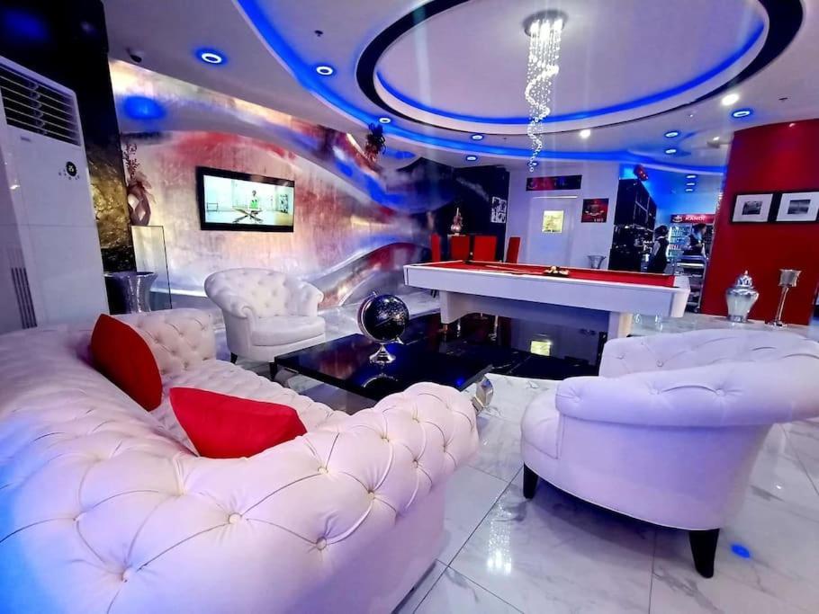 Kandi Palace, 2-bedroom Serviced Angeles