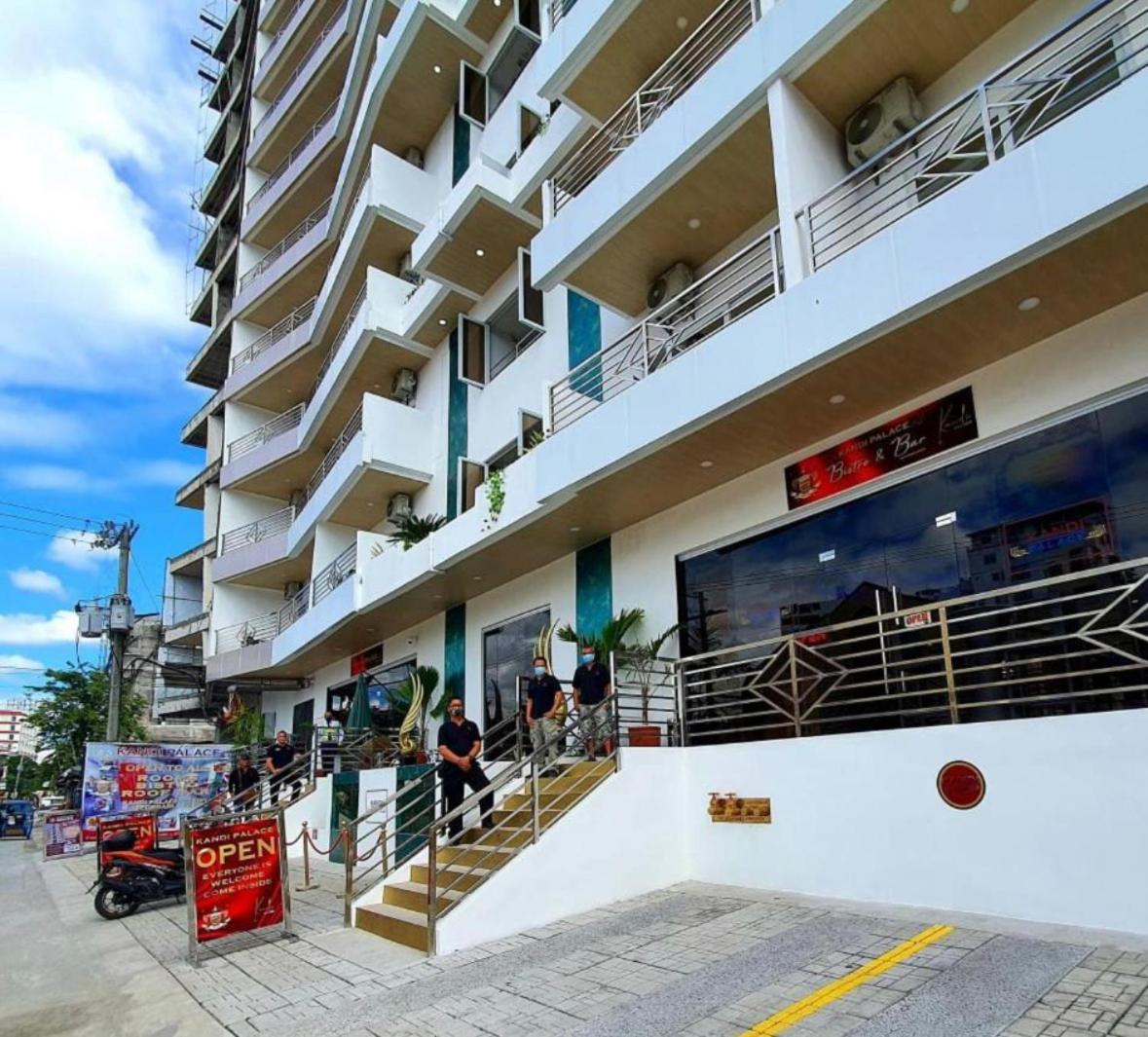Kandi Palace, 2-bedroom Serviced * Angeles